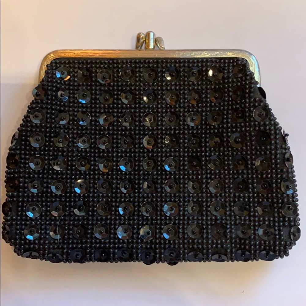 Vintage Small black beaded coin purse or clutch.